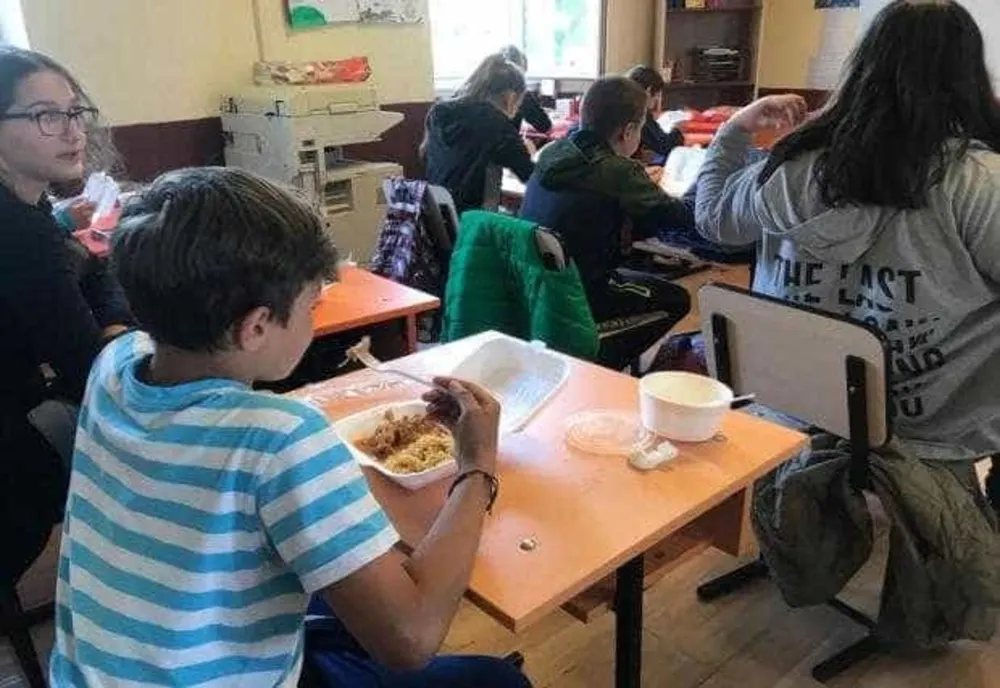 CREȘTEREA NUMĂRULUI BENEFICIARILOR PROGRAMULUI NAȚIONAL „MASĂ SĂNĂTOASĂ”