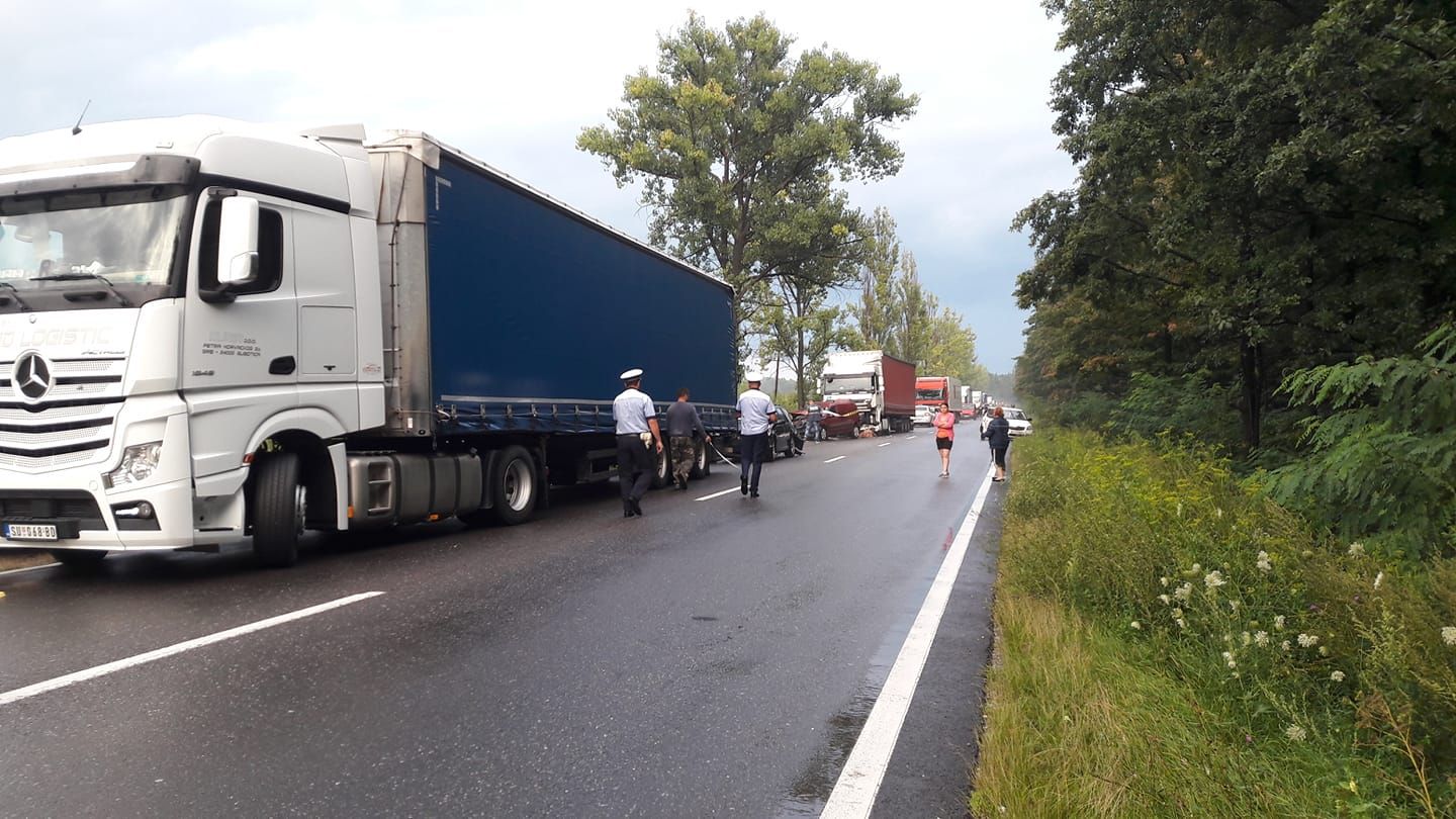 accident cu 3 victime la Cotmeana 1