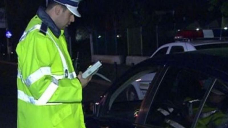 Şoferul groazei obişnuieşte să umble cu maşina beat şi fără permis