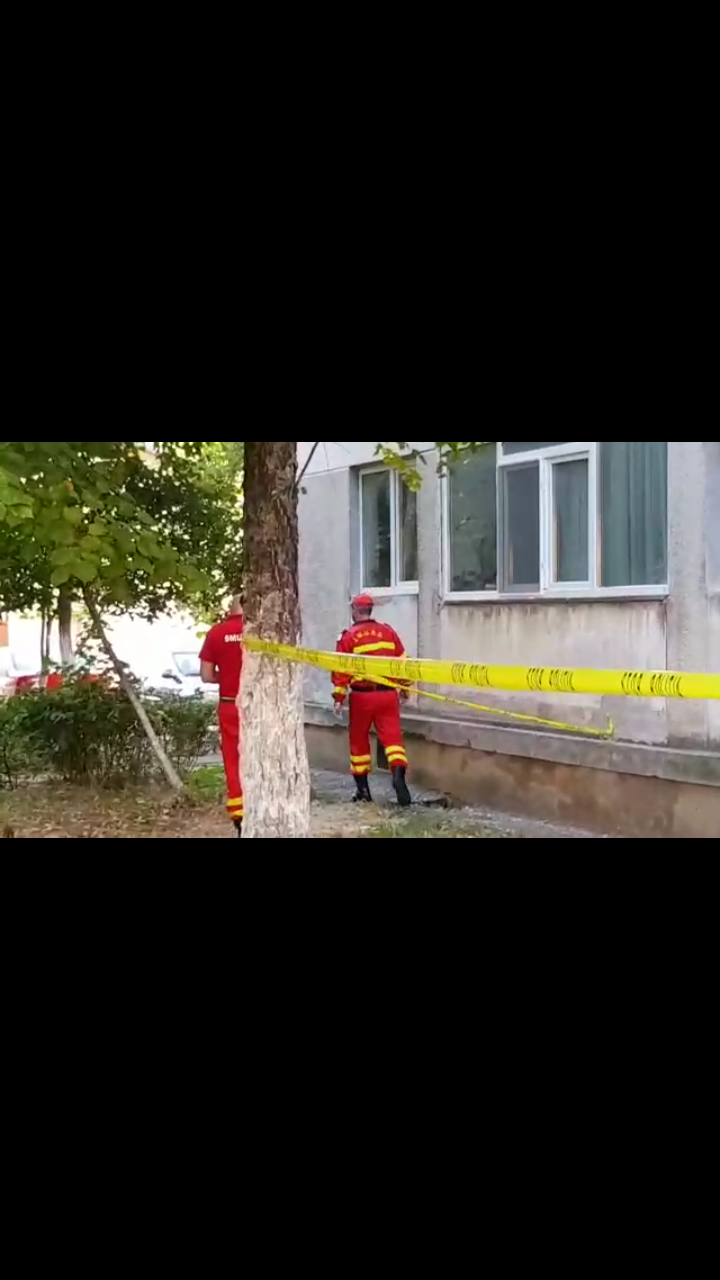 A sarit de la etajul V 2