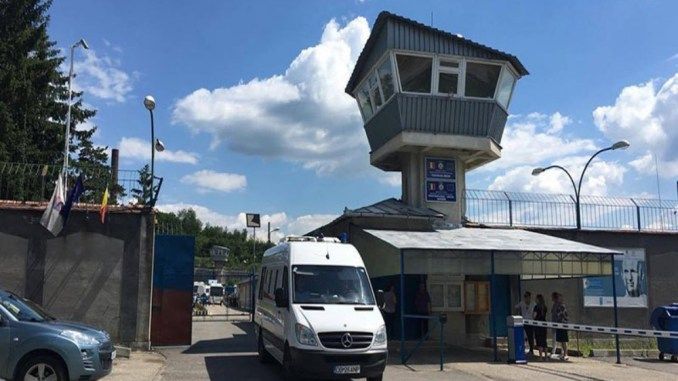 Detinut acuzat de ultraj la Penitenciarul Spital Mioveni