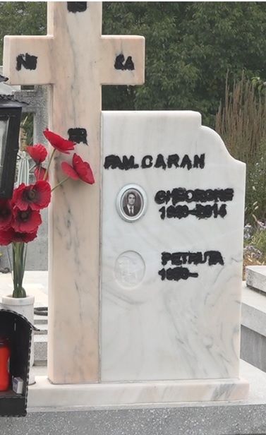 Un mormant a fost profanat,crucea fiind manjita cu vopsea