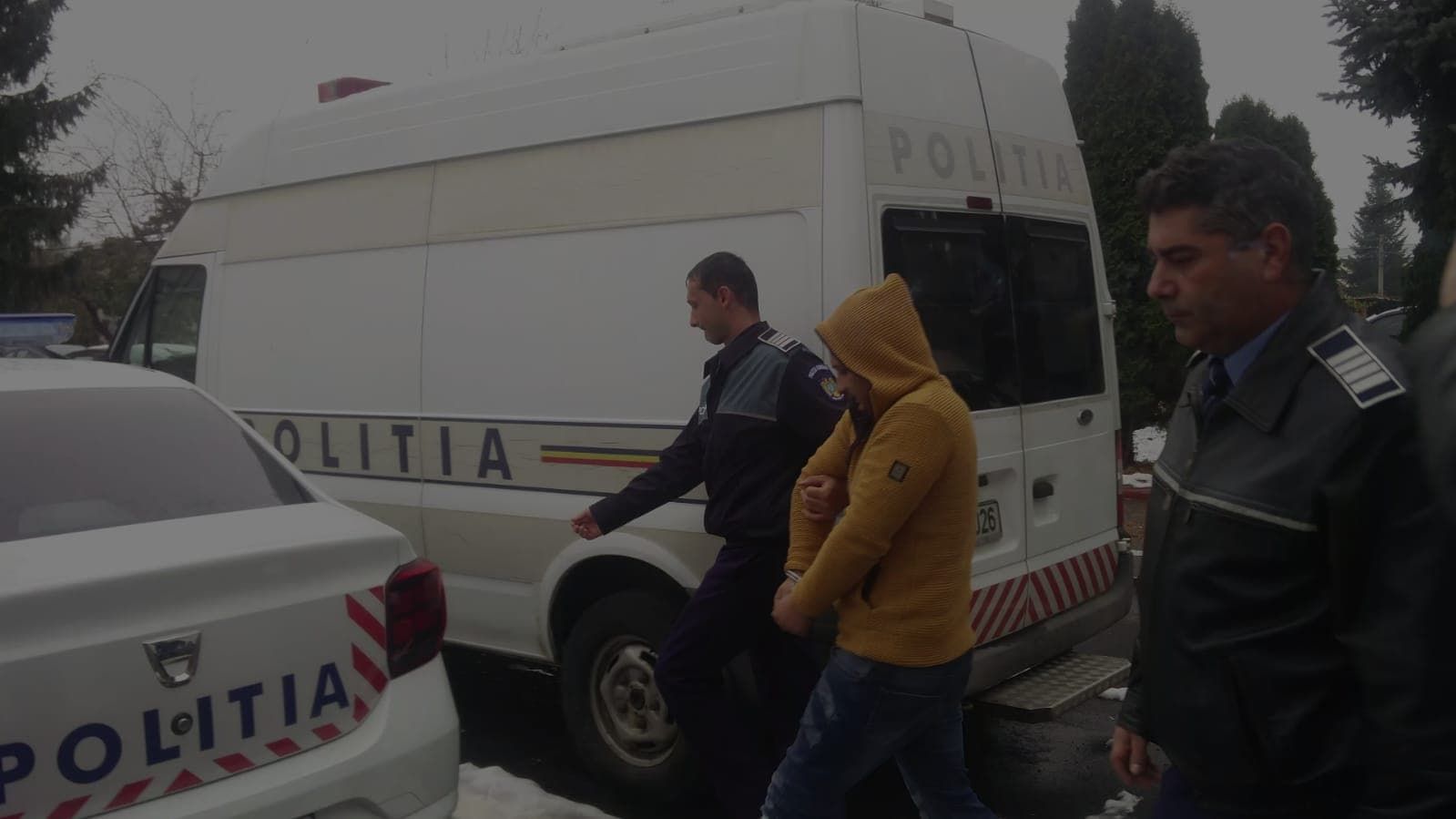 A amenintat un vanzator cu maceta ca sa primeasca bautura