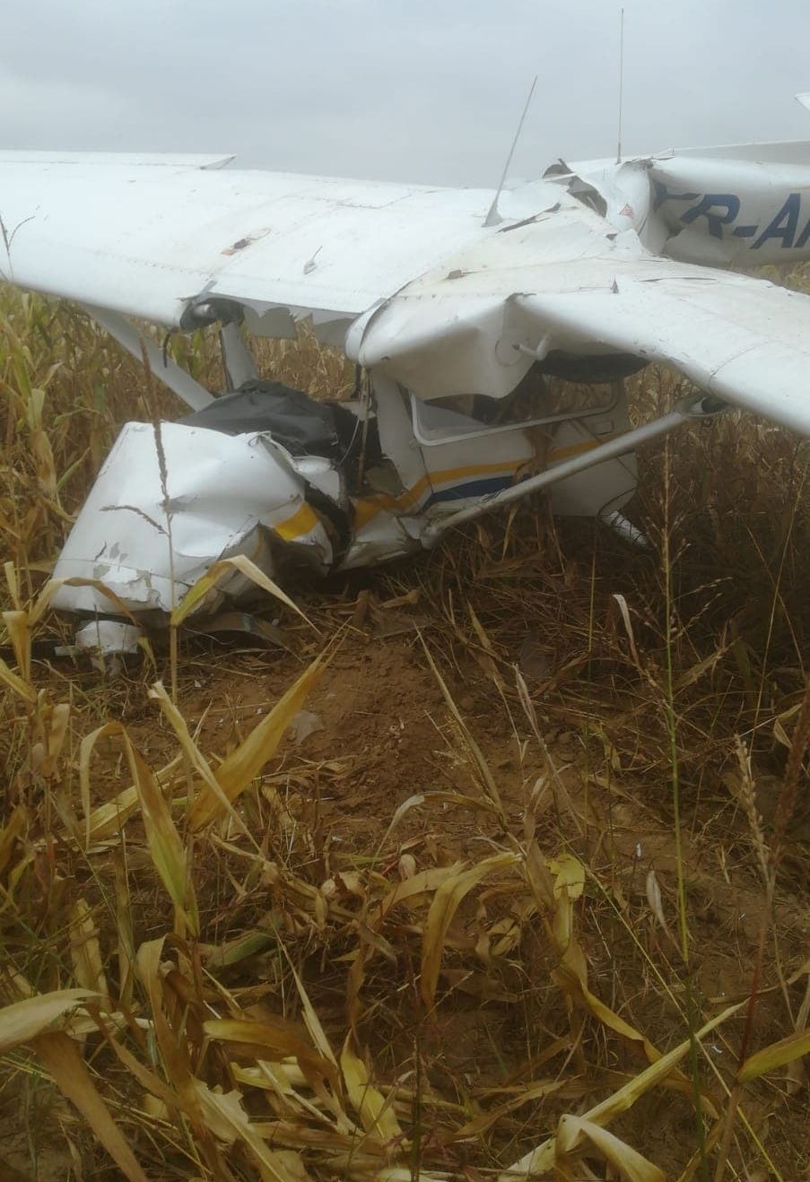 Un avion de agrement s-a prabusit la Topoloveni
