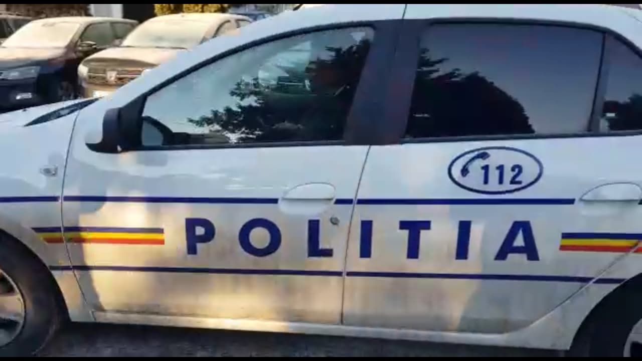 Spargea apartamente la parter in Pitesti.1