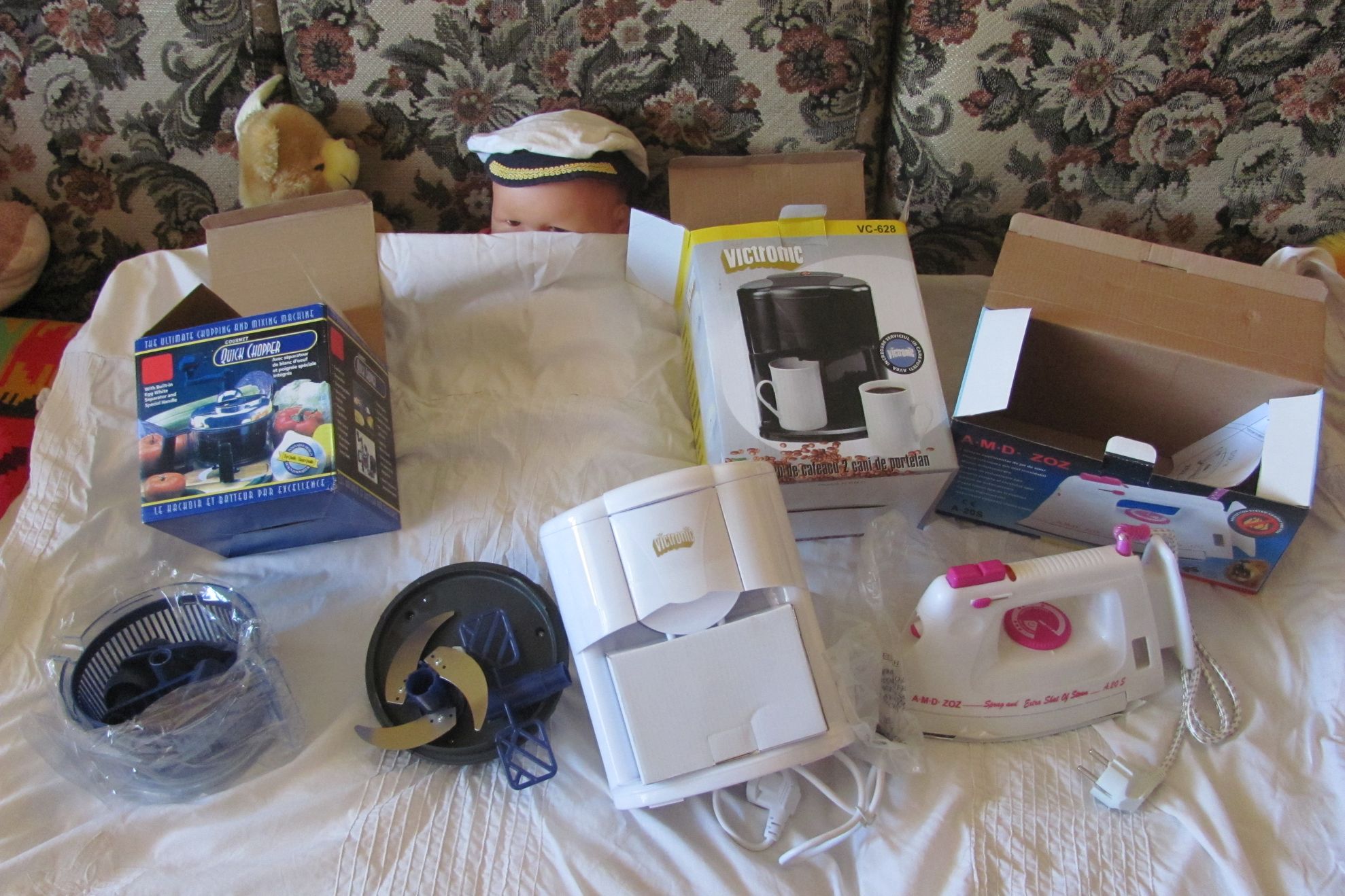 pensionara inselata s-a ales cu niste produse defecte