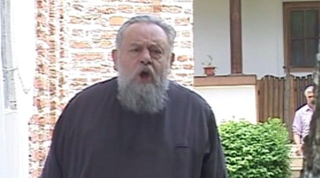 Biserica i-a interzis staretului Ioasaf sa mai tina slujbe.1