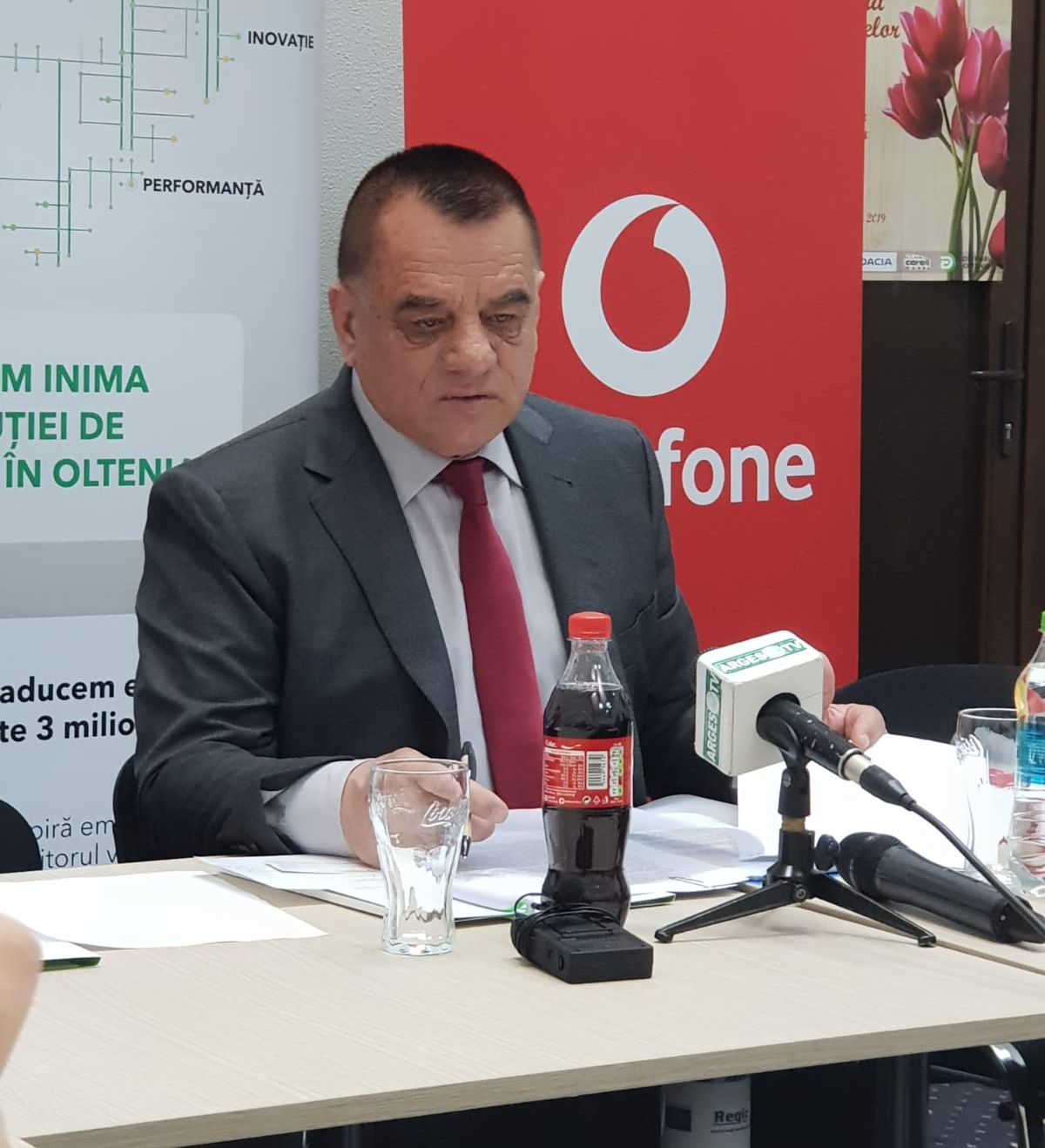 Primarul Cornel Ionică