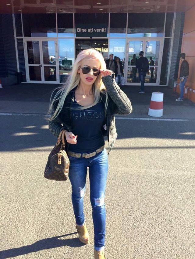 Blonda beata a ajuns la inchisoare