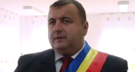 Ion Sandu primar Davidesti