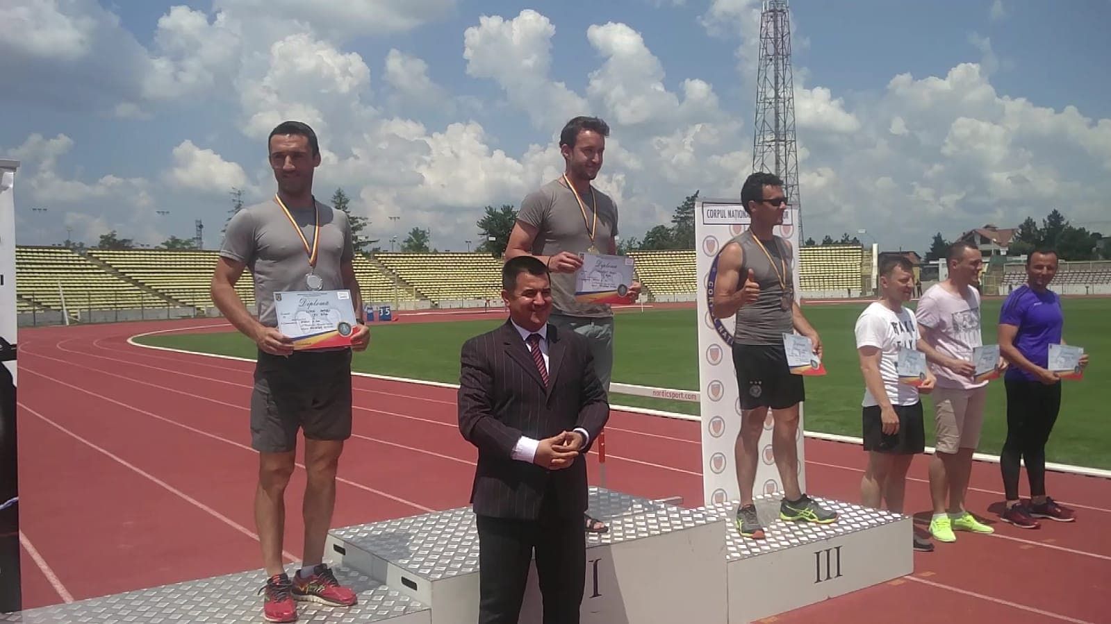 politist argesean campion la atletism