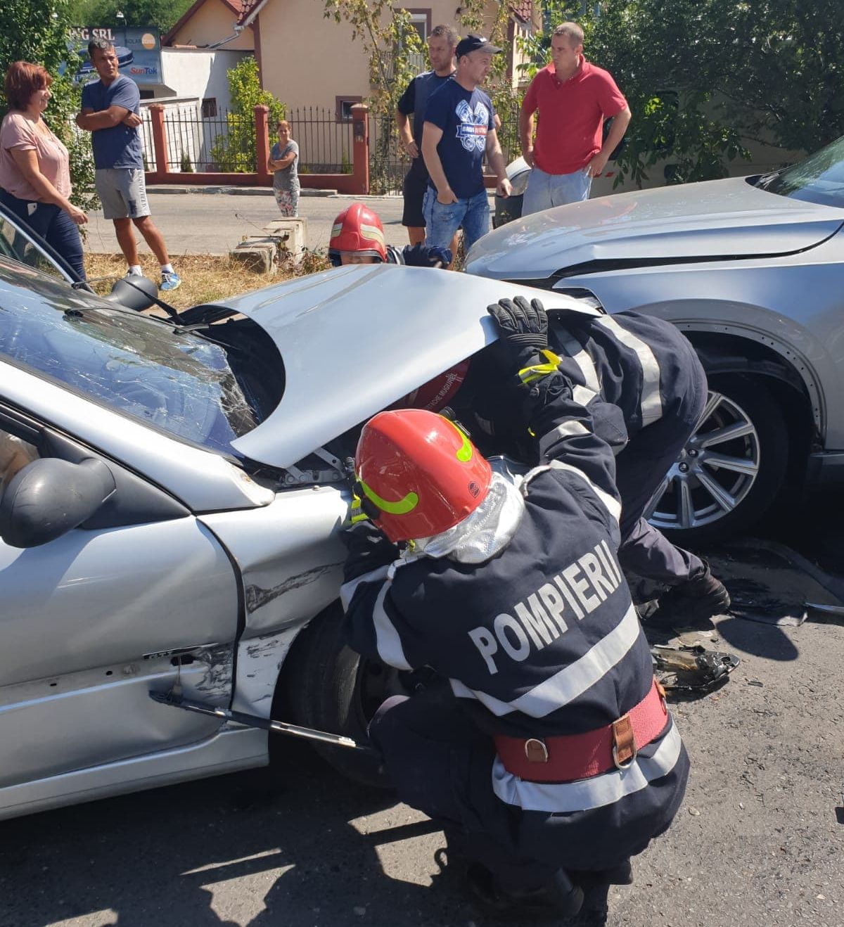 Accident cu 5 victime pe strada Bucovina