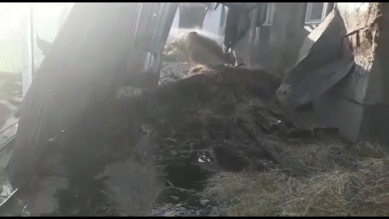 Doua case au fost cuprinse de foc la Poiana Lacului (1)