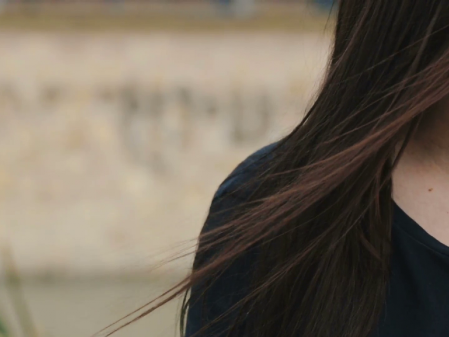 fata 14 ani -gest șocant