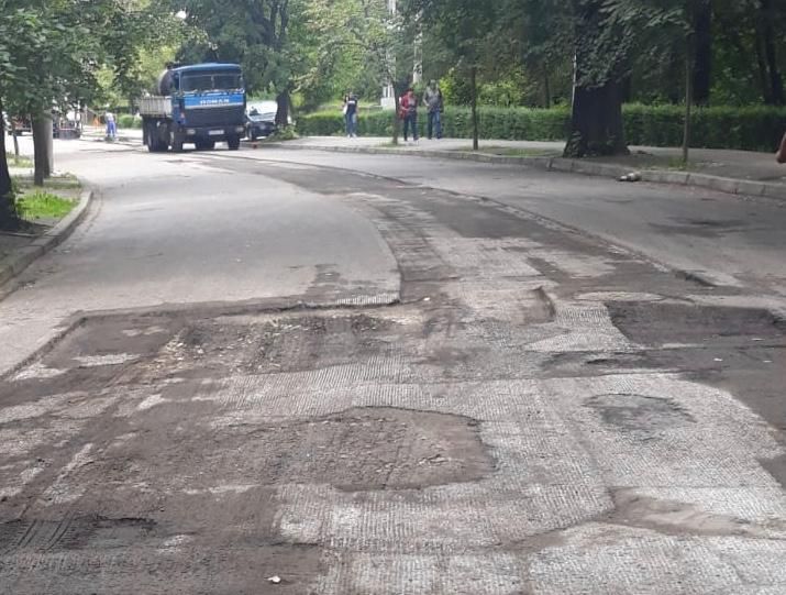 lucrări strada Smeurei