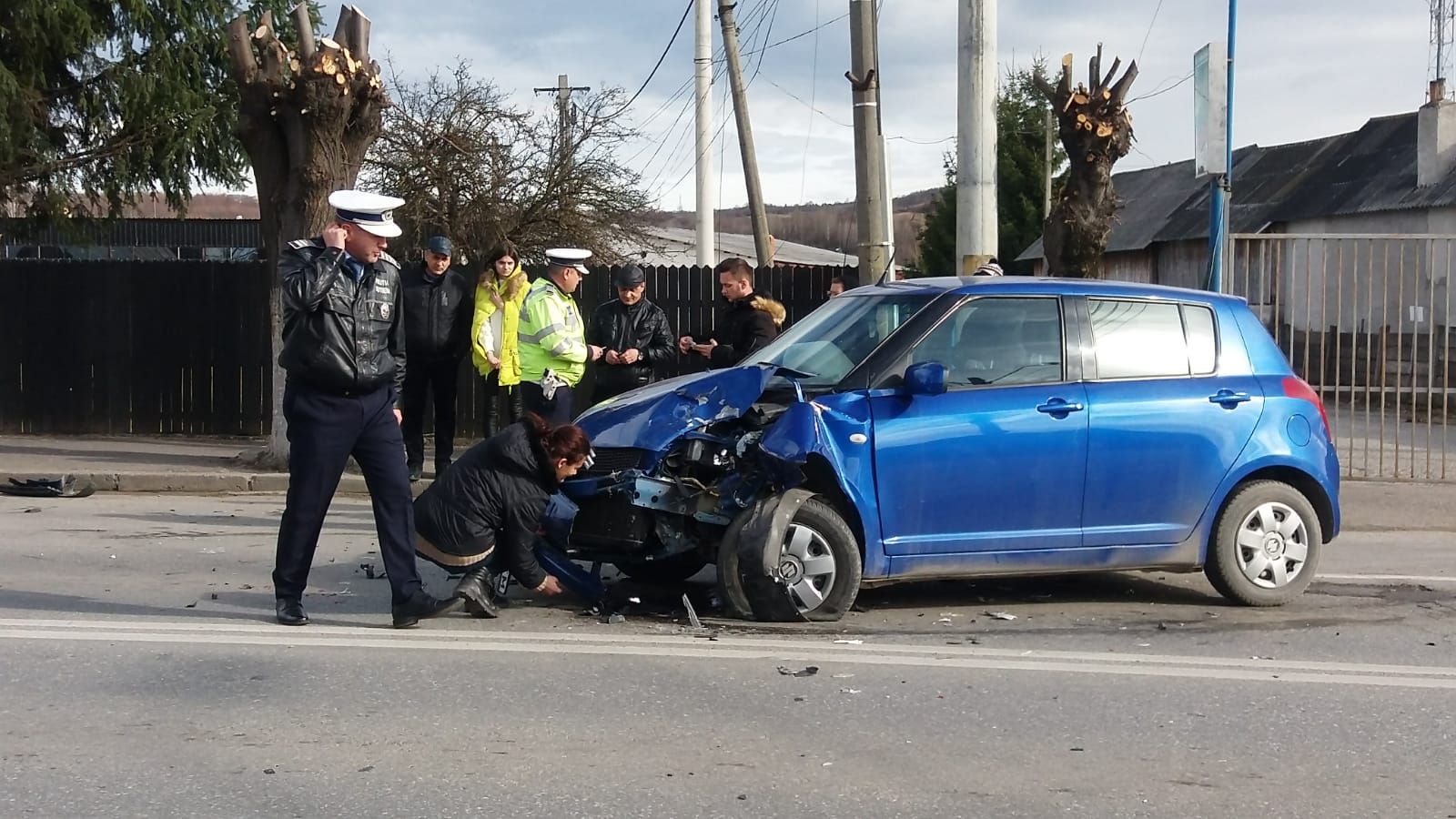 Doi bătrâni s-au lovit cu mașinile la Câmpulung