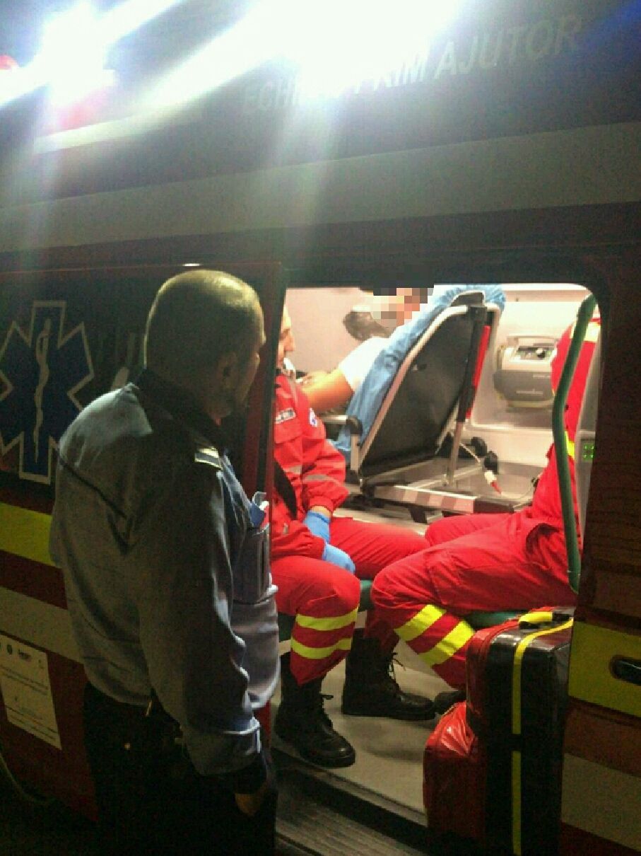 Sinucigas salvat de politisti.1