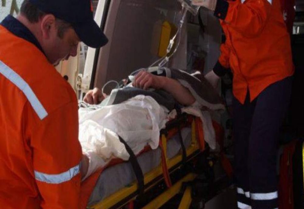 Şi-a înjunghiat în gât prietenul de pahar!