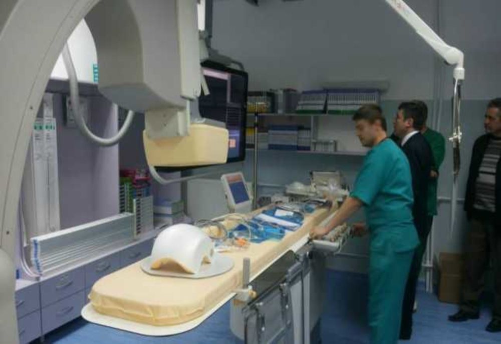 Intervenţie în premieră la Laboratorul de Angiografie Piteşti