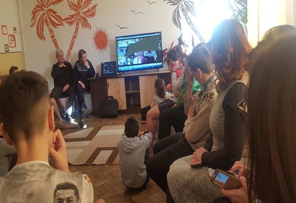 Copiii instituționalizați învățați cum să se ferească de tentații!