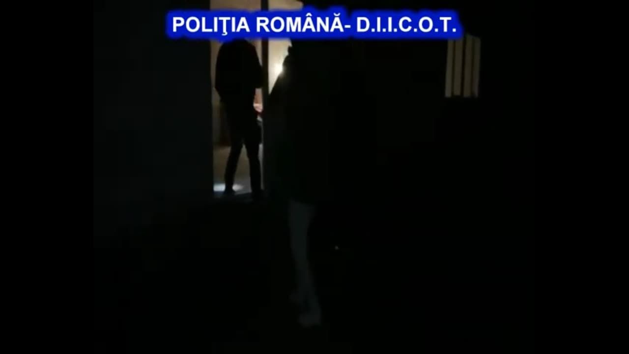 Percheziții DIICOT in Arges si Caracal