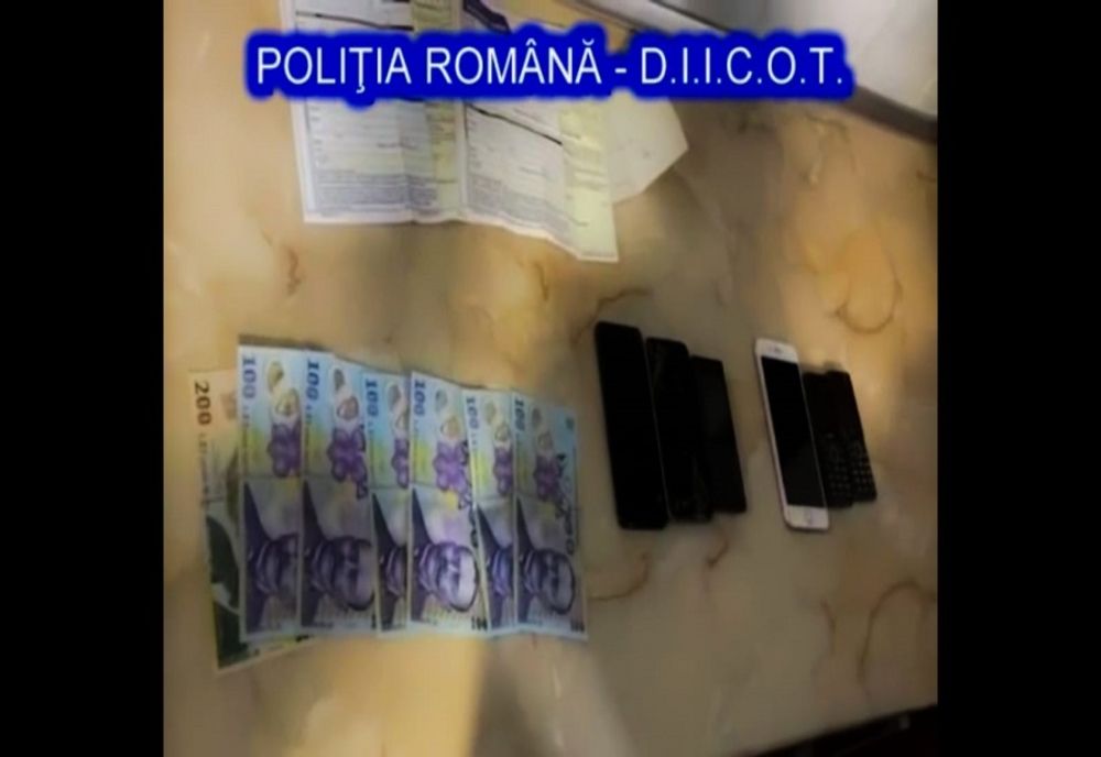 Minoră exploatată și filmată în timpul partidelor de sex!