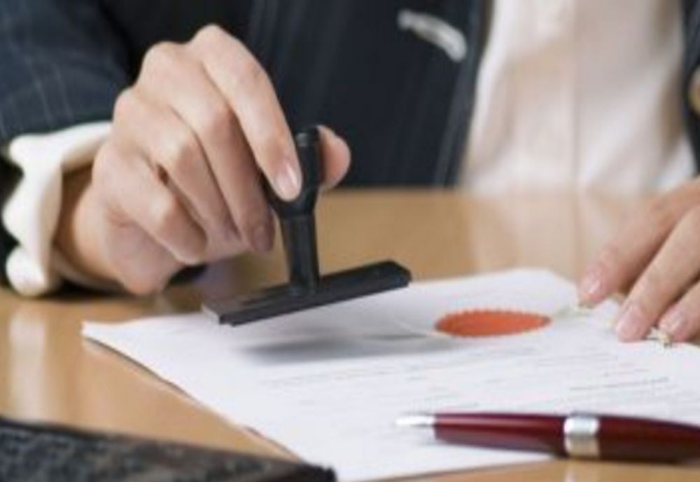 Ștampila a fost eliminată din semnăturile oficiale, la nivelul Ministerului Dezvoltării