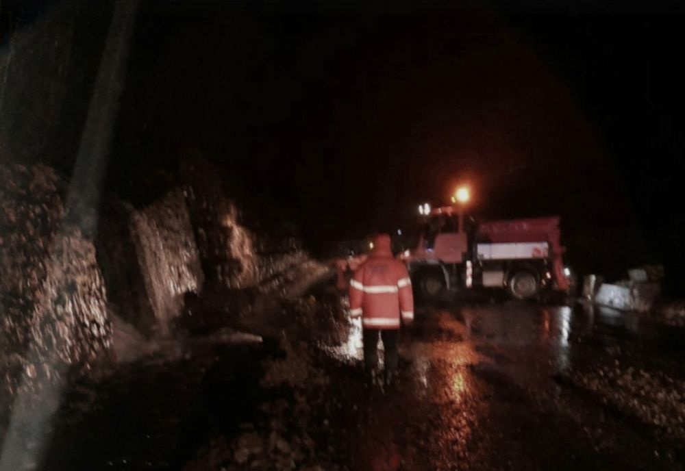 Trafic oprit. Tren deraiat pe Valea Oltului