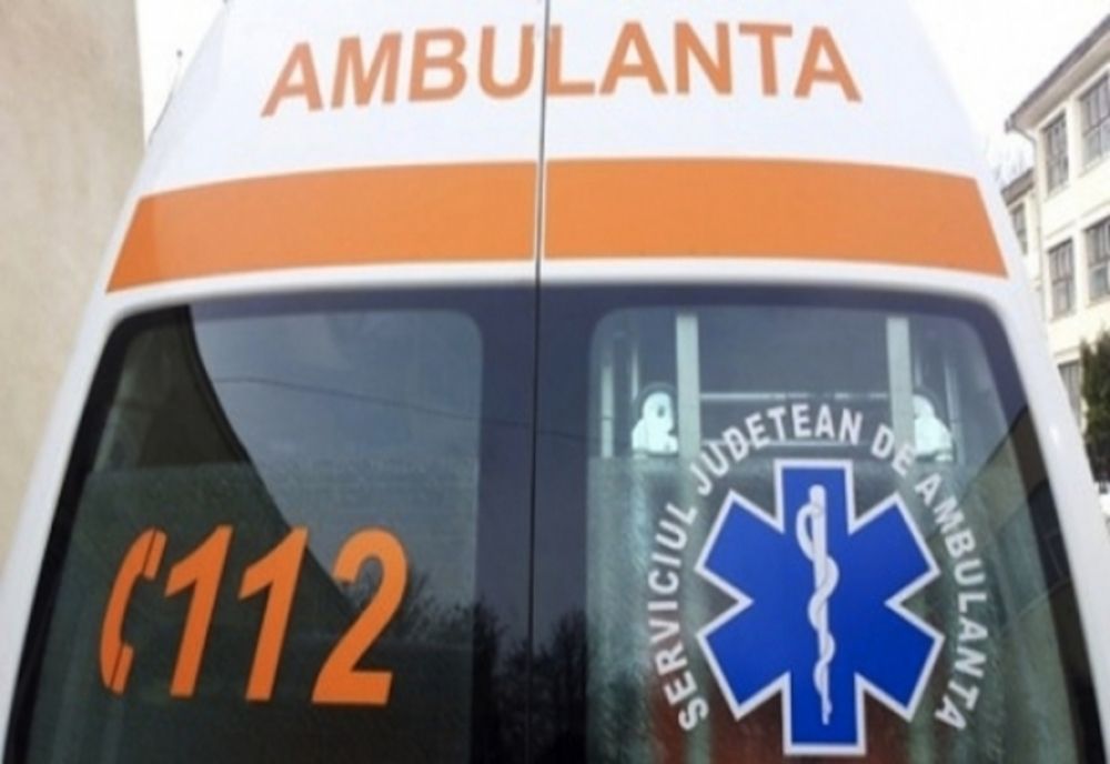 Angajaţi ai Ambulanţei Argeş, suspectaţi că au decontat reparaţii auto nereale. Poliţiştii au făcut percheziţii