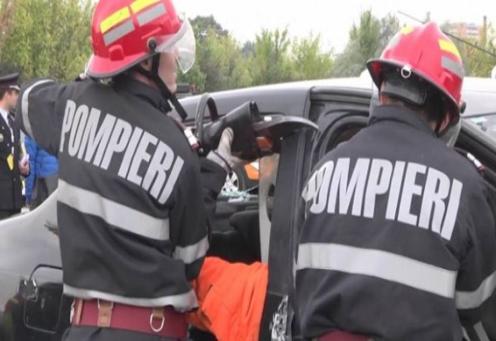 Mașină în flăcări