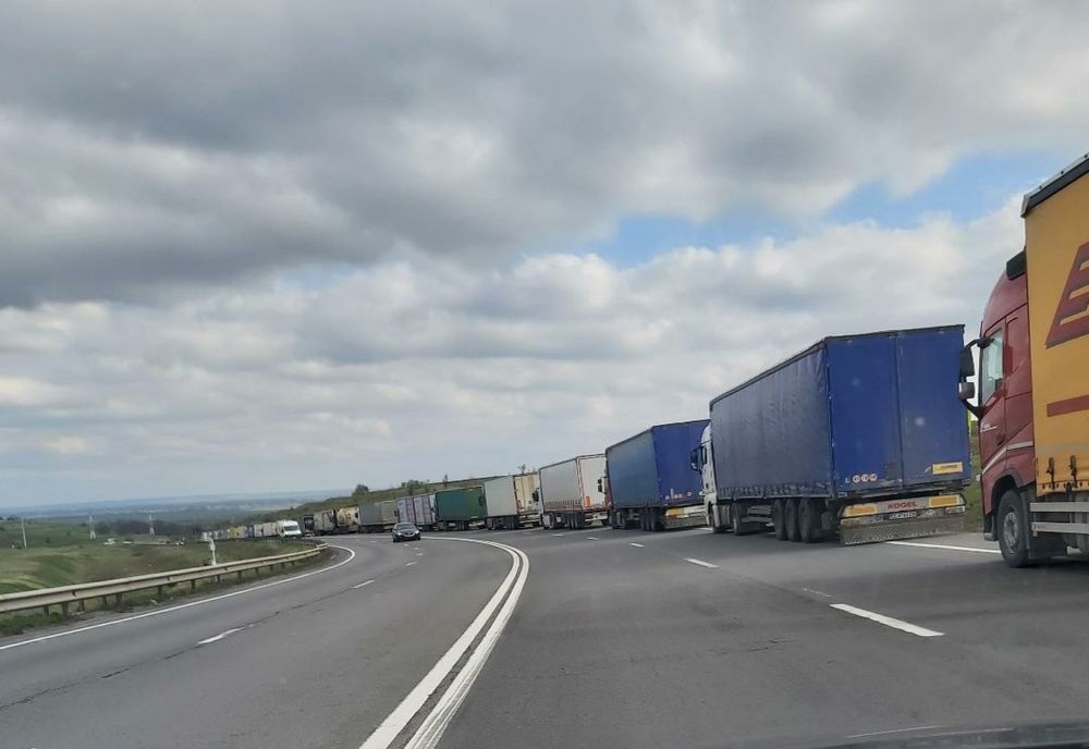 90 de minute de așteptare la ieșirea din ţară. La ce frontieră de întâmplă 