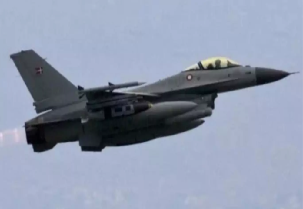 Argeșeanul Sorin Pătrașcu dispărut miercuri făcea parte din echipajul elicopterului care a plecat în căutarea aeronavei MiG 21 LanceR