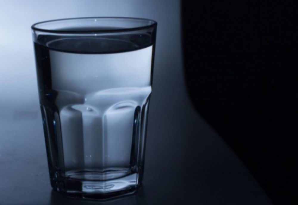 O noapte fără apă potabilă 