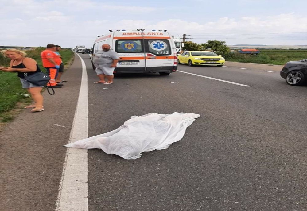 ACCIDENT PE DN7, LA BASCOV, ÎN URMA CĂRUIA TREI PERSOANE AU MURIT
