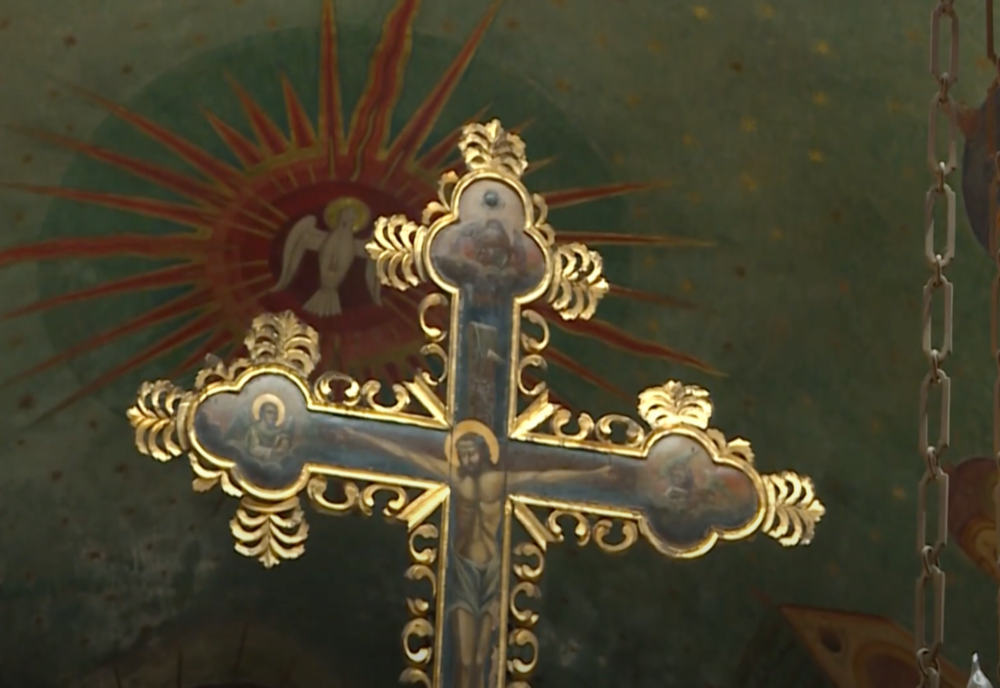 Sărbătoarea zilei 12 decembrie. Sf. Ierarh Spiridon. Dezlegare la ulei și vin. Cruce neagră în calendar