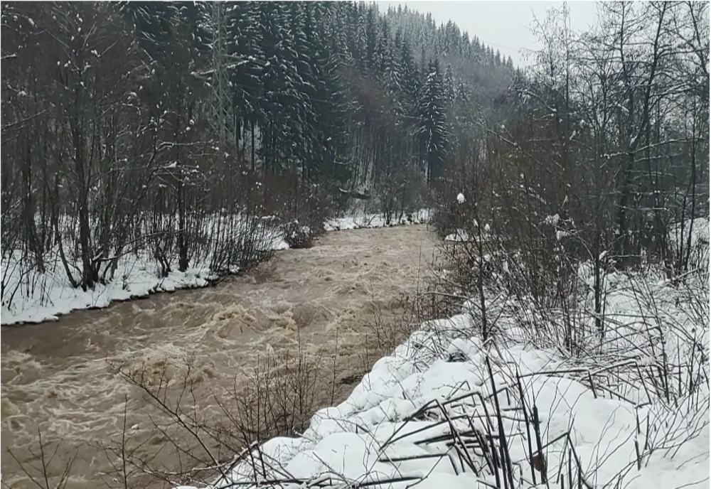 Alertă meteo: Cod galben de inundații în șase județe. HARTA locurilor unde va lovi urgi apelor