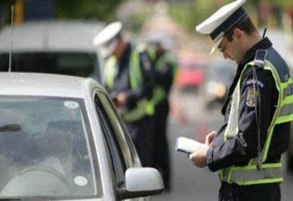 CONDUCEA CU 56 KM/H PESTE LIMITA LEGALĂ: AMENDĂ DE 1.485 DE LEI ȘI SUSPENDAREA PERMISULUI AUTO PENTRU UN TÂNĂR DIN DÂMBOVIȚA