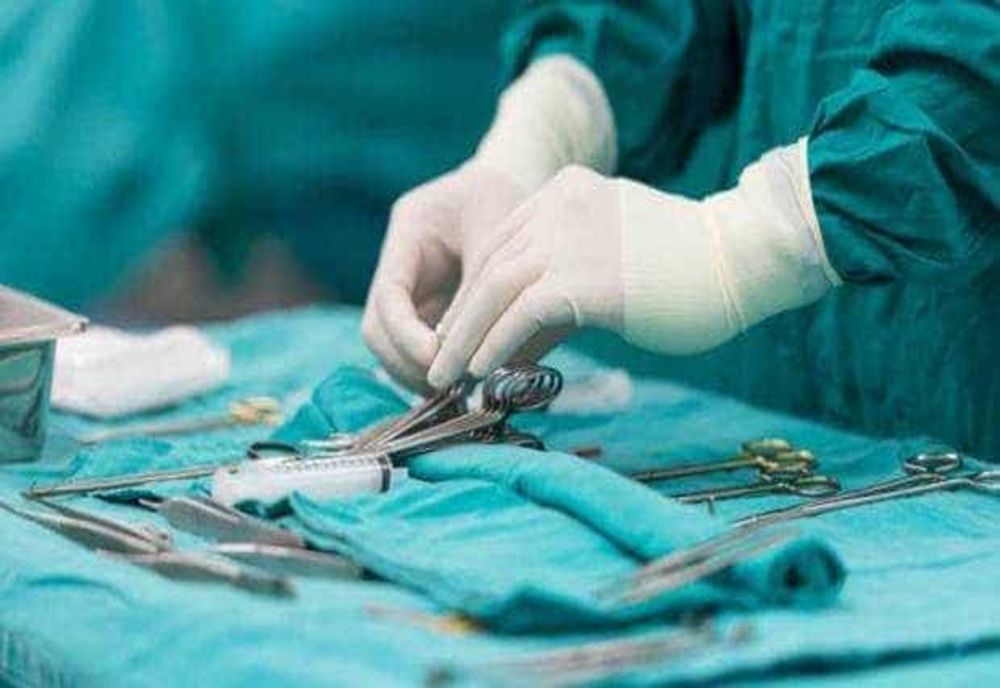 OPERAȚIE REUȘITĂ: TUMOARE DE TREI KILOGRAME EXTIRPATĂ DIN ABDOMENUL UNUI COPIIL DE 9 ANI