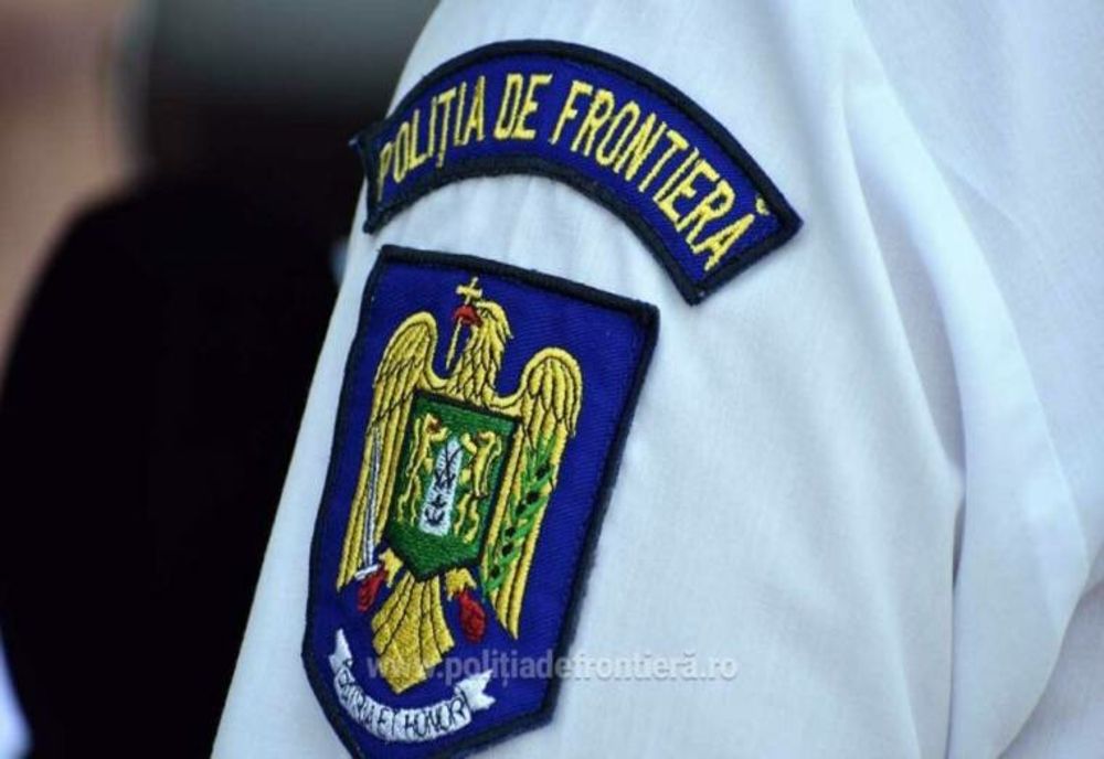 OFIȚERII DGA AU INTERVENIT ÎNTR-UN CAZ DE DARE DE MITĂ LA FRONTIERA ROMÂNIEI