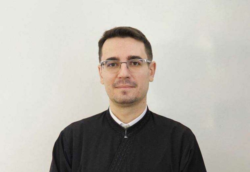 PREOTUL ADRIAN AGACHI DESPRE CELEBRAREA HALLOWEEN-ULUI ȘI DEGHIZAREA COPILOR