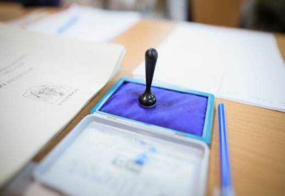 REVOLTĂ ÎN DIASPORA, ÎN MAI MULTE SECȚII DE VOT S-AR FI TERMINAT BULETIELE DE VOT. REACȚIA OFICIALĂ A MAE