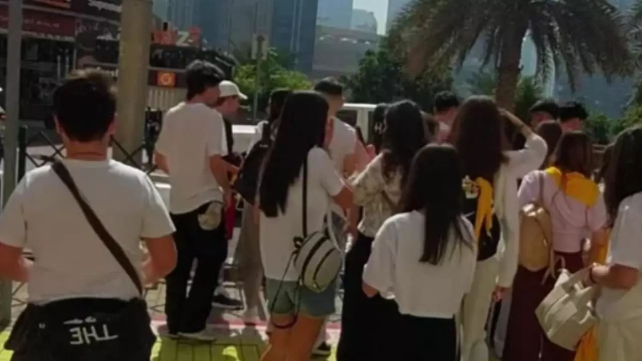 Motivul pentru care elevii din Vrancea au ajuns în Dubai. Sursa foto: Vrancea24.