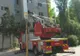 Intervenție după miezul nopții! Bărbat imobilizat în pat, salvat de pompieri