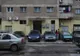 Un octogenar a făcut accident vascular la volan! A lovit 2 mașini parcate