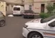 Un bărbat s-a aruncat de la etajul 8! S-a prăbuşit pe parbrizul unei maşini