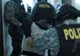 Video-Tâlharii mascați și înarmați cu un pistol, umiliți de o vânzătoare!