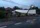 A ajuns cu TIR-ul în curtea Poliţiei, după ce a ratat curba!