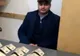 Un angajat CFR Craiova care a găsit un portofel l- a predat la poliţie. Ce se afla în interior