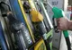 Guvernul a adoptat OUG pentru reducerea cu 50 de bani a preţului la carburanți