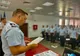 EMOȚII ȘI APRECIERE: PATRU POMPIERI ARGEȘENI ÎȘI ÎNCHEIE CARIERA
